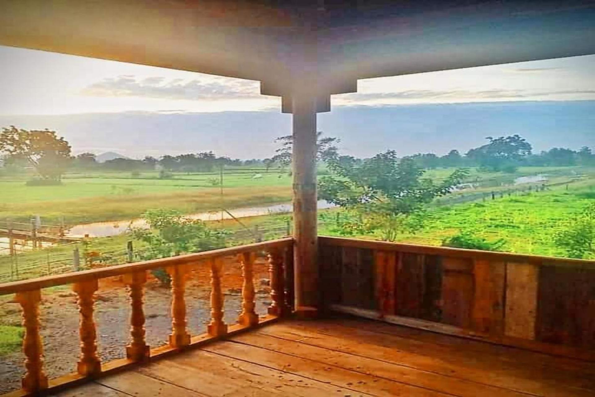 Family Batcave Homestay Battambang Exterior foto